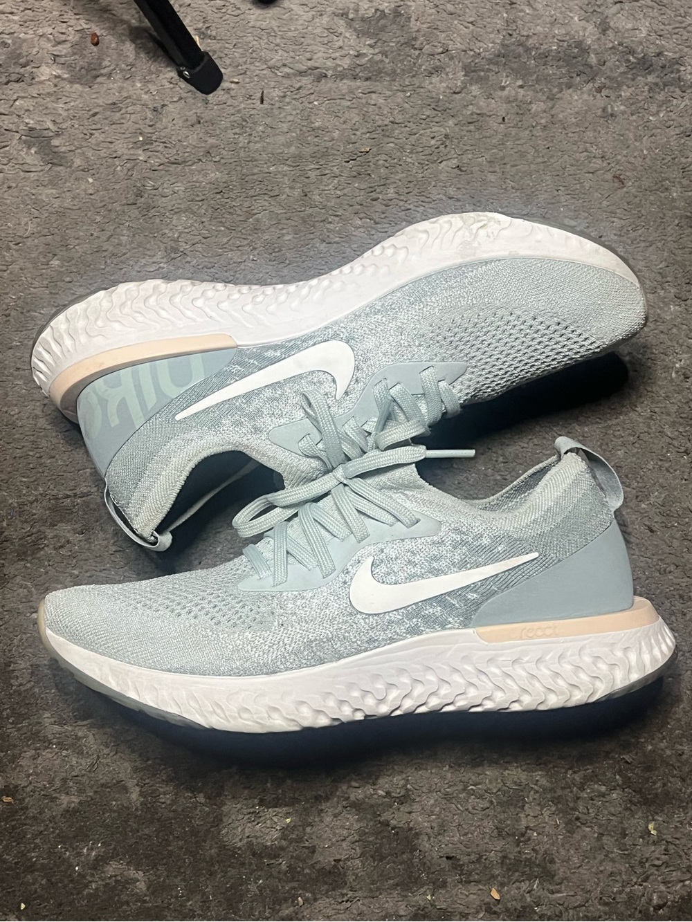 Nike Epic React Flyknit Light Grey Sage Running Shoes W 8